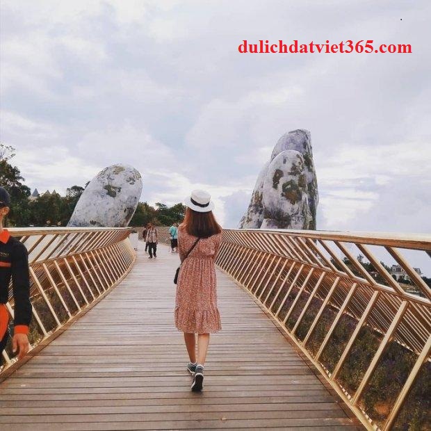 Cầu Bàn Tay Đà Nẵng