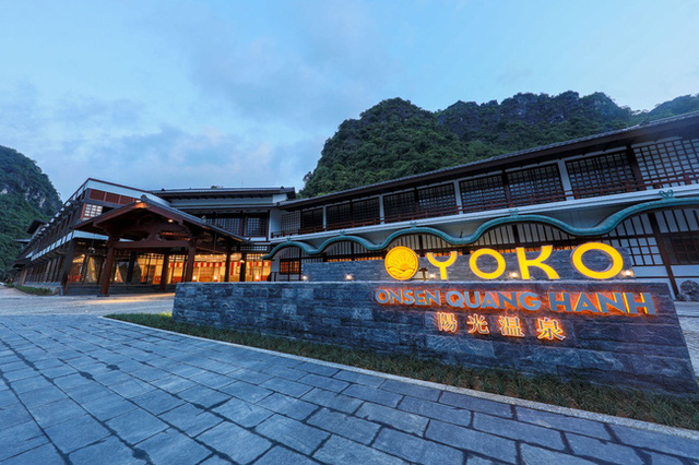 giá vé vào cổng yoko onsen quang hanh resort