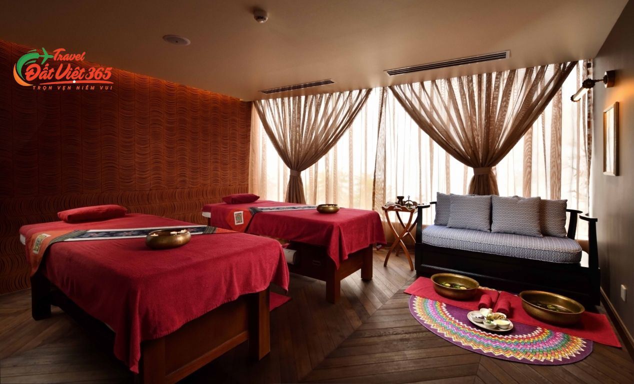 Đặt Phòng Khách Sạn 5 sao Silk Path Grand Resort & spa Gía rẻ
